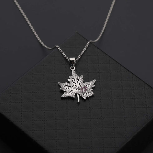 Maple Leaf Gift Canadian Maple Leaf Necklace Insect Gift Nature Lover Gift Leaf Jewelry for Women